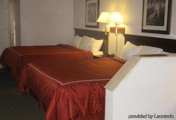 Capital Suites Блайт Стая снимка
